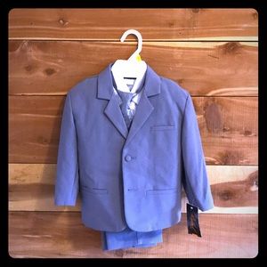 Rafael Collection Boys 4T suit set